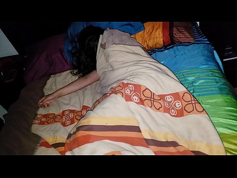 ❤️ Styvbarn som skäller ut sin unga styvmor medan hon sover. ☑ Sexvideo at us sv.onlyhdporn.ru ❤